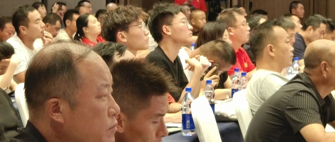 无畏潮前向海而行淮海车辆2023年中新品发布会胜利举办